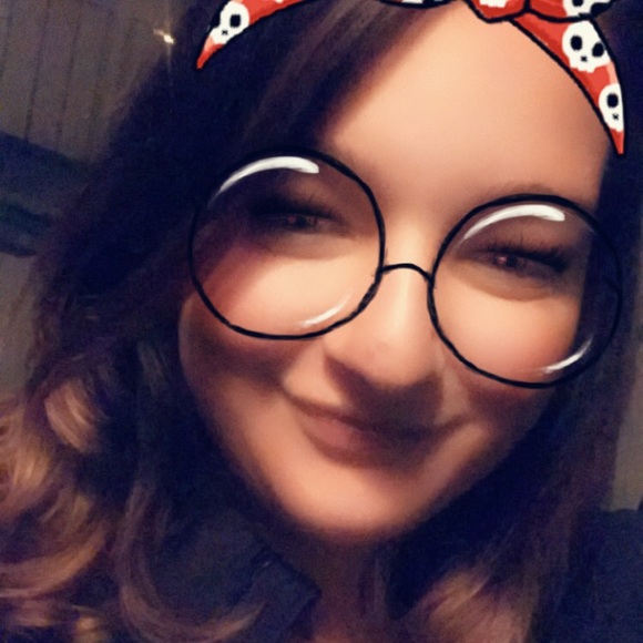 Meet your Posher, Kristeen - Picture 8 of 8